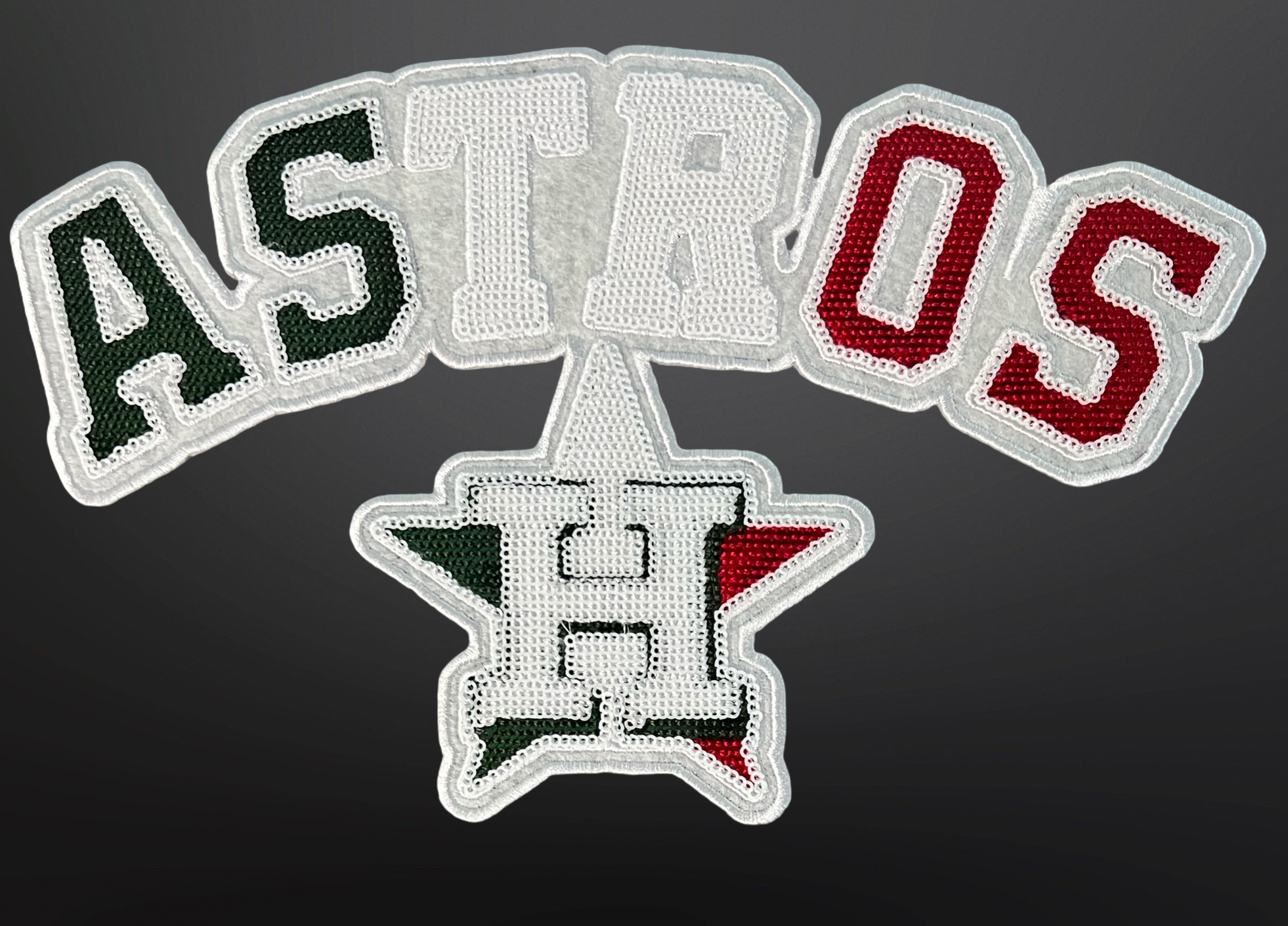 Embroidered sequin patch ￼