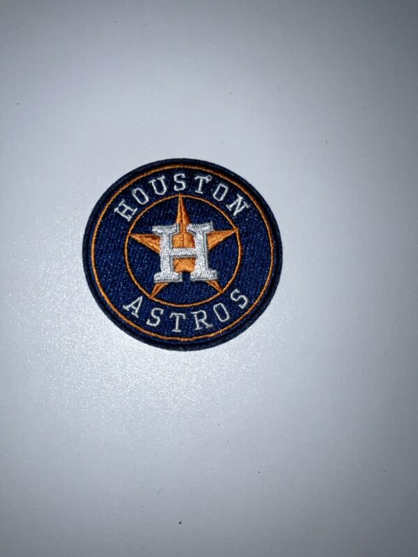 Embroidered hat patch