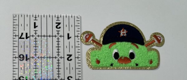 Little green guy - Image 2